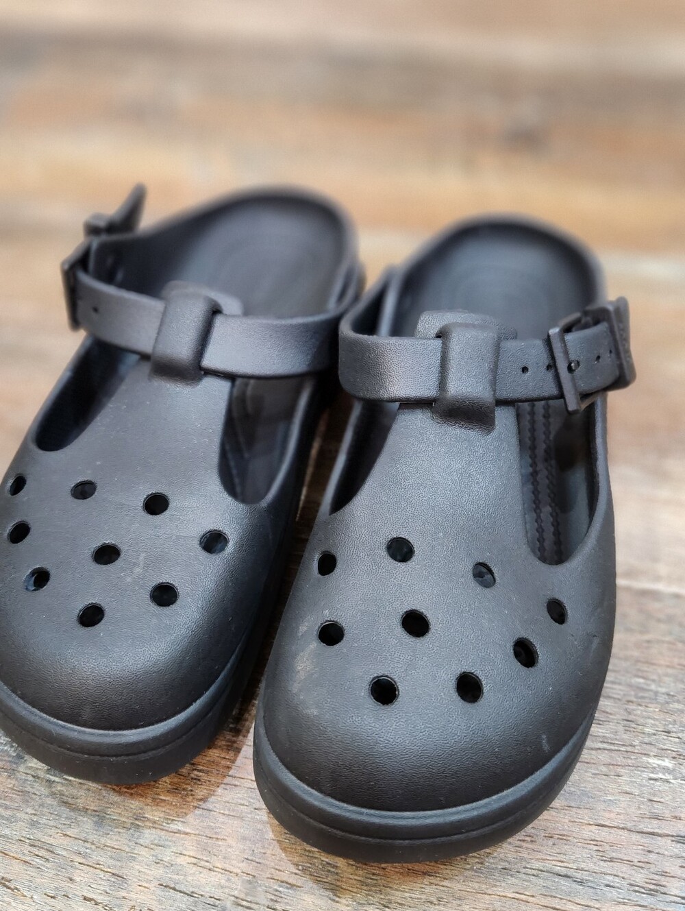 Crocs Mary Jane Clogs Black Women's Size 7 Men's Size 5